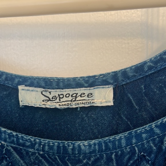 Flowy Sapogee blue Vintage embroidered dress size small - Picture 3 of 5